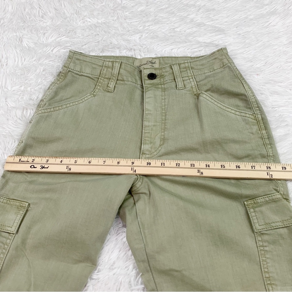 Universal Thread High Rise Cargo Pockets Boyfrien… - image 4